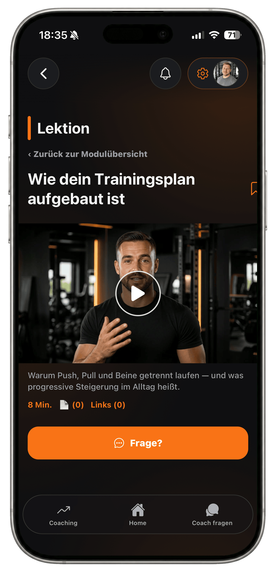 Athleten-App: Lektion mit Video, Beschreibung, Dauer und Knopf für eine Rückfrage an den Coach